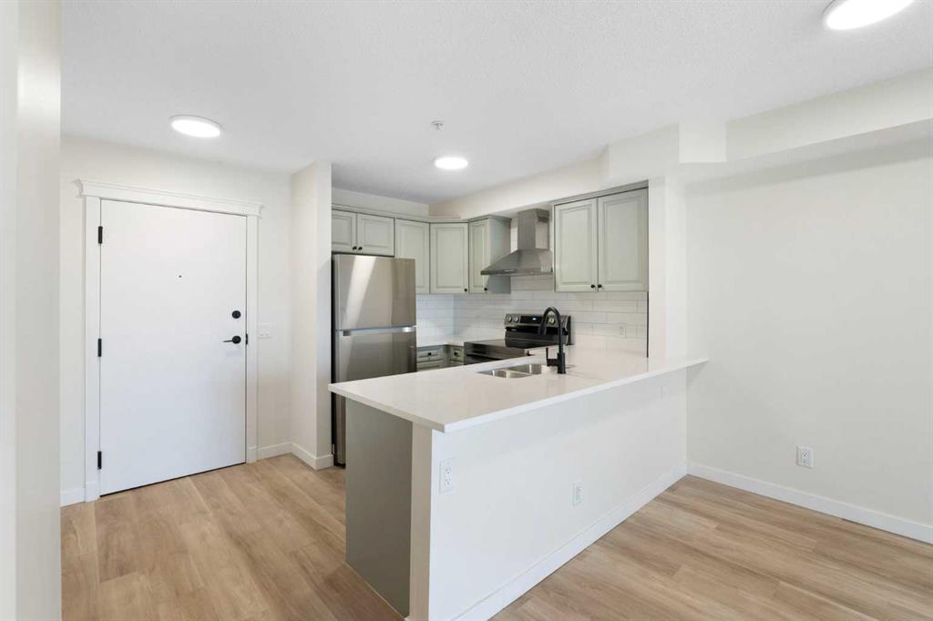 Picture for 204, 92 Saddletree Court NE