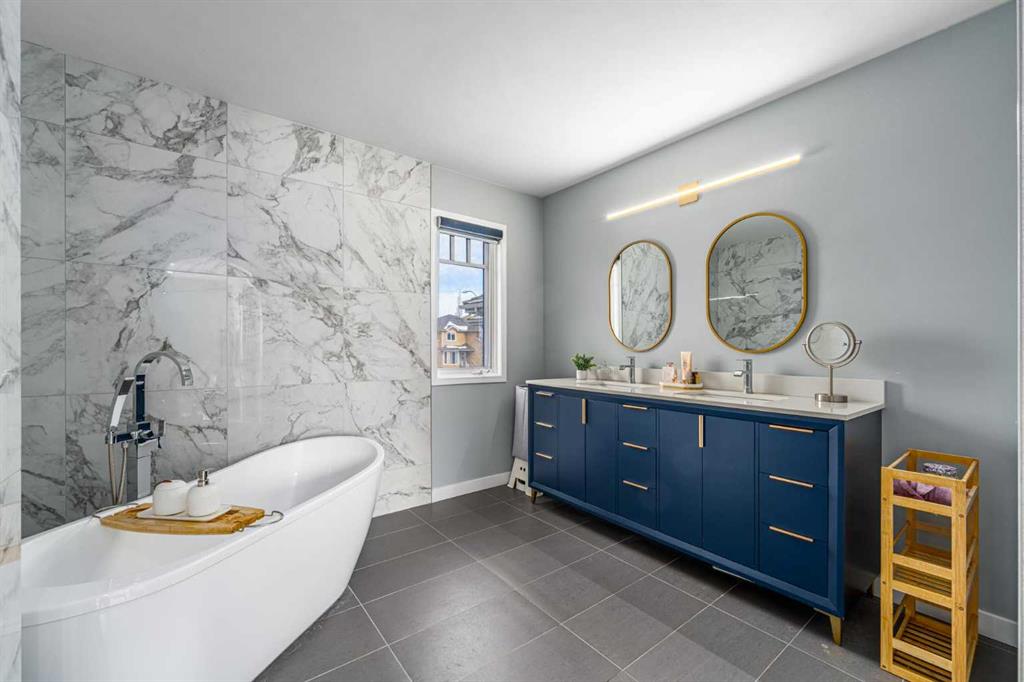 Picture for 33 Royal Crest Terrace NW