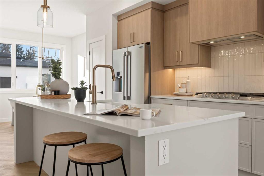 Picture for 3107 42 Street SW