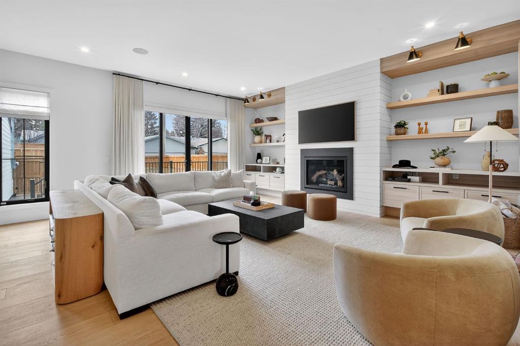 Picture for 6515 Longmoor Way SW