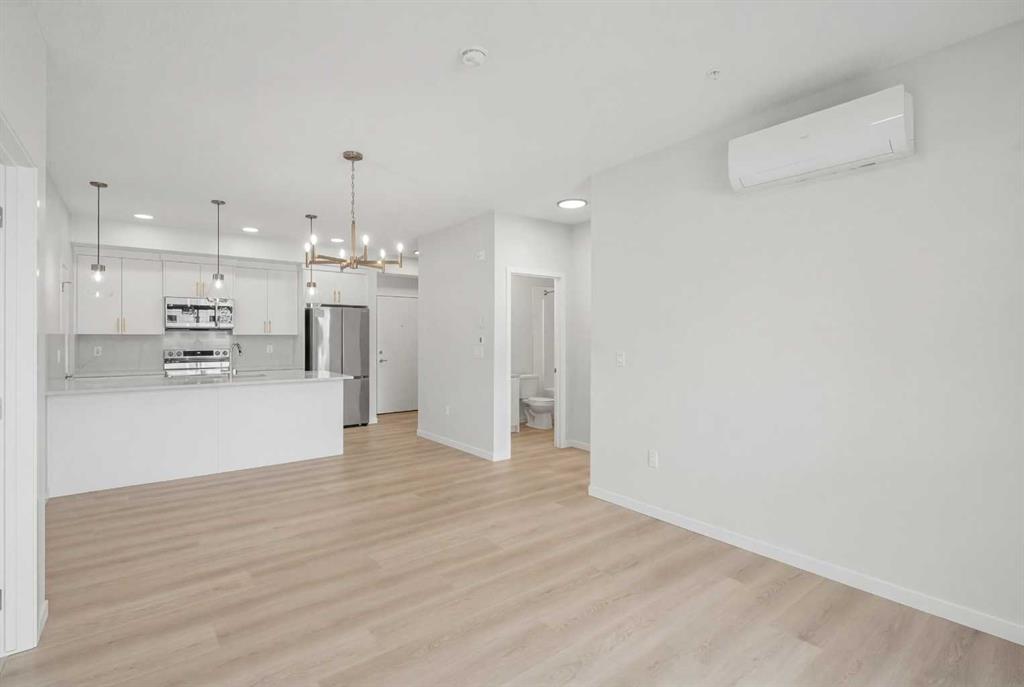 Picture for 4220, 550 Belmont Street SW