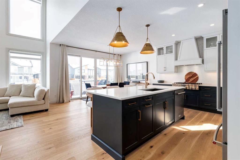 Picture for 34 Rowmont Grove NW