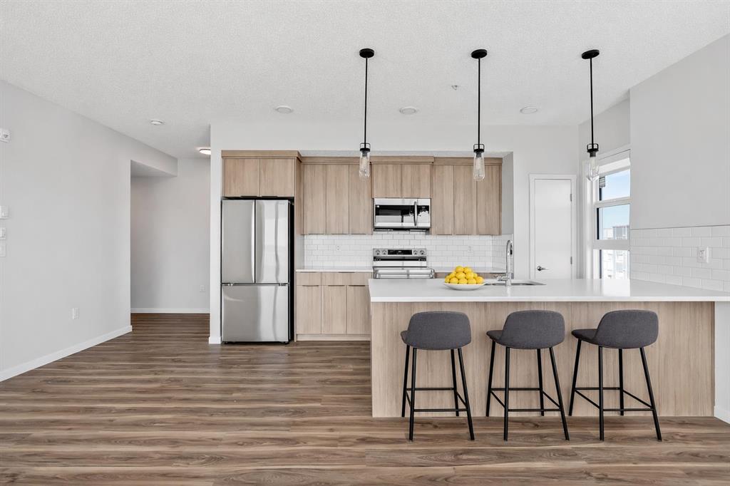 Picture for 415, 40 Carrington Plaza NW