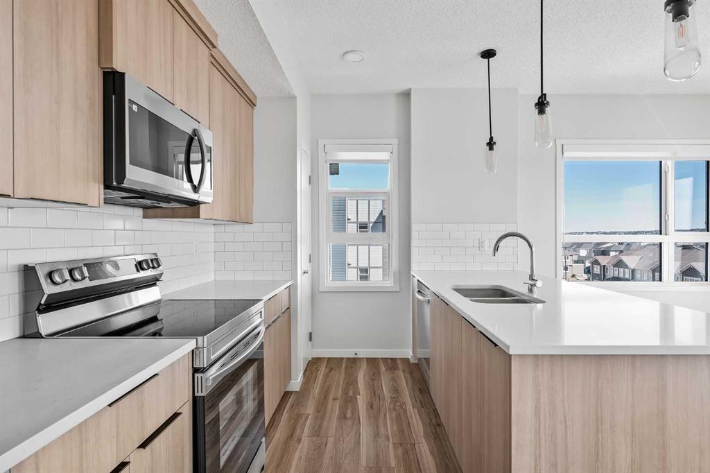 Picture for 415, 40 Carrington Plaza NW