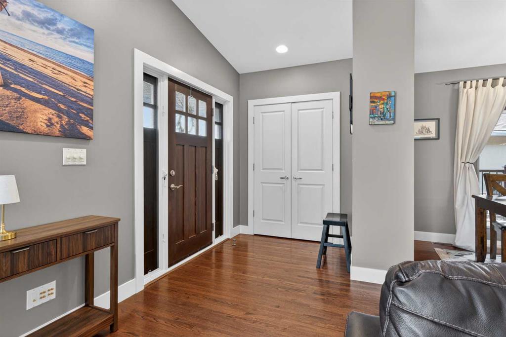 Picture for 31 Rosetree Road NW