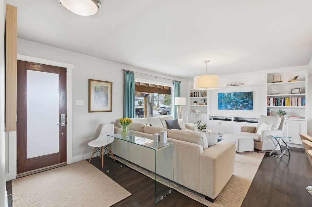 Picture for 86 Warwick Drive SW