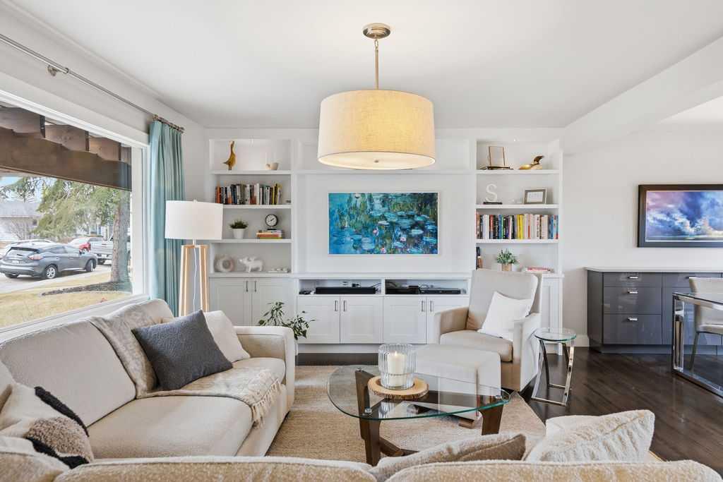 Picture for 86 Warwick Drive SW