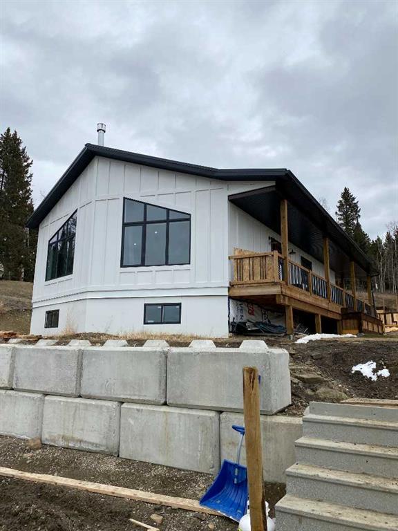 Picture for 33143 Range Road 60  