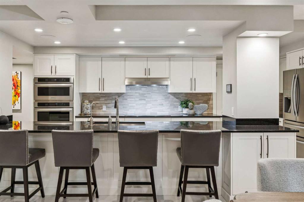 Picture for 8203, 400 Eau Claire Avenue SW