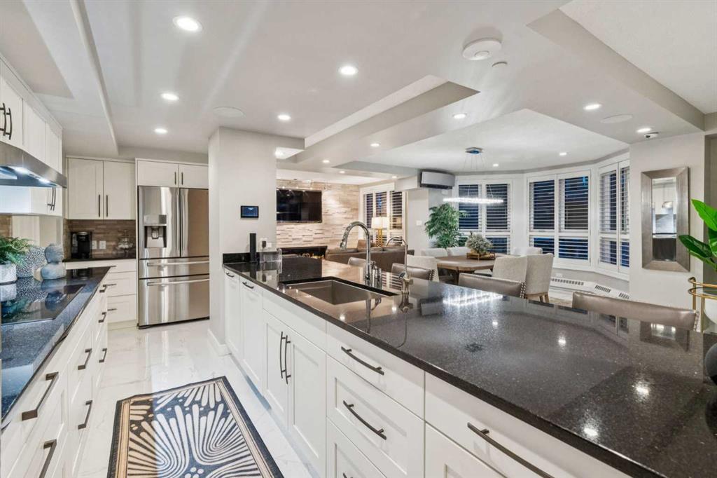 Picture for 8203, 400 Eau Claire Avenue SW