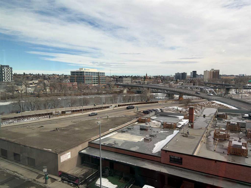 Picture for 603, 325 3 Street SE