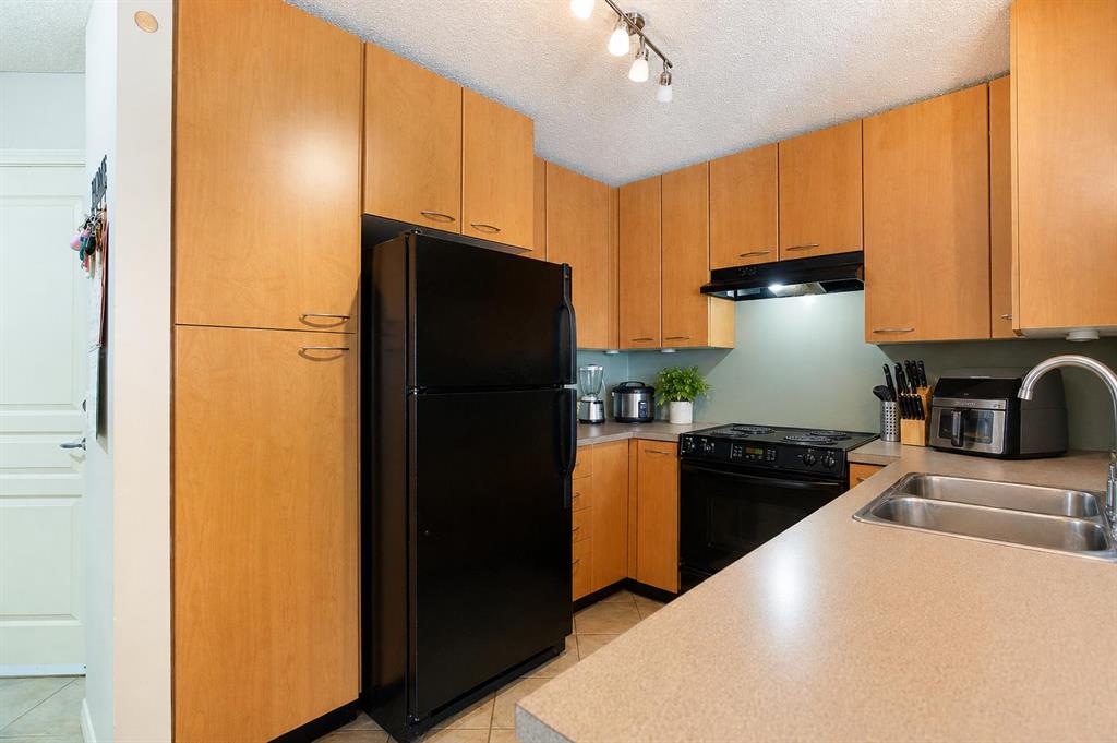 Picture for 216, 5115 Richard Road SW