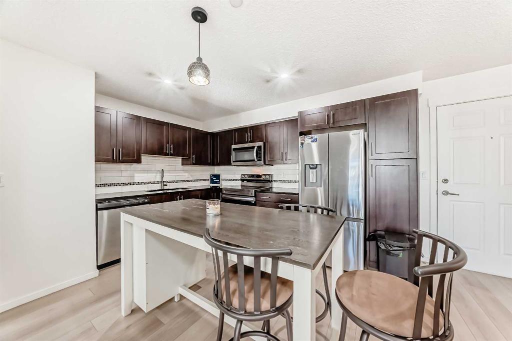 Picture for 1312, 755 Copperpond Boulevard SE