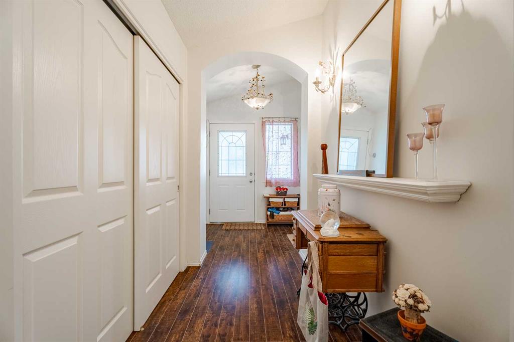 Picture for 41 Everridge Court SW