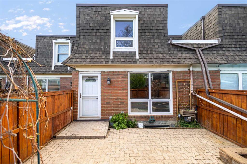 Picture for 153, 330 Canterbury Drive SW