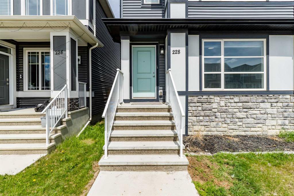 Picture for 228 Cornerstone Grove NE