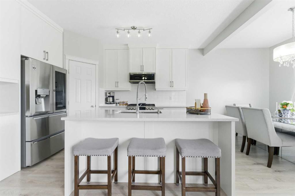 Picture for 118 Saddletree Close NE