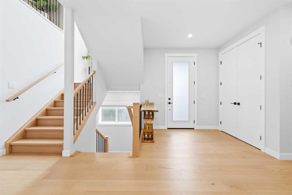 Picture for 105 Rockhaven Green NW