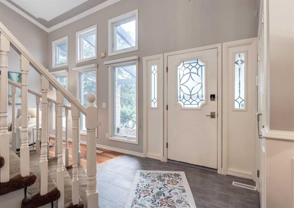 Picture for 40 Edgemont Court NW