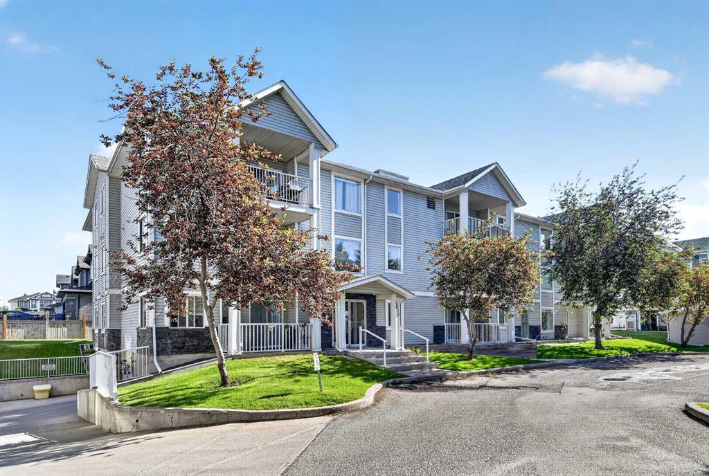 Picture for 105, 5105 Valleyview Park SE