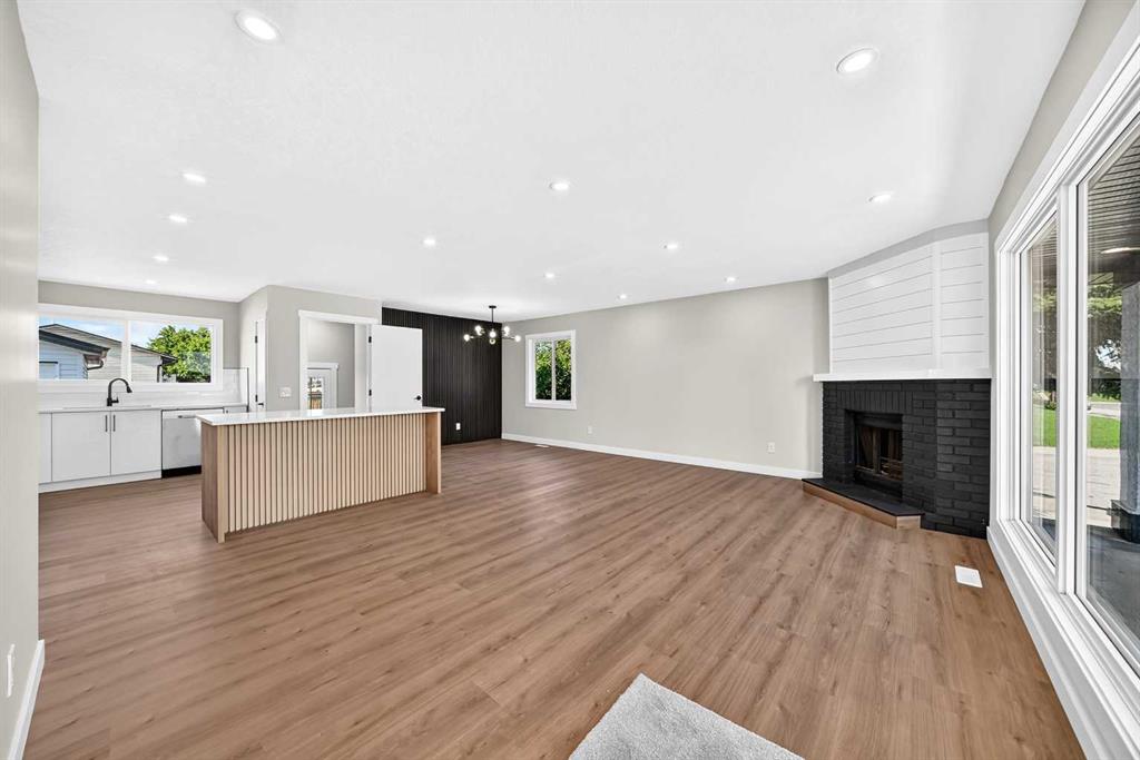 Picture for 704 Malvern Drive NE