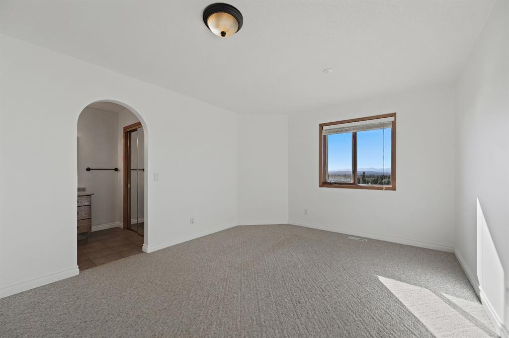 Picture for 322050 20 Street E https://www.cirrealty.ca/reb/creb/31/A2264731_31.jpg