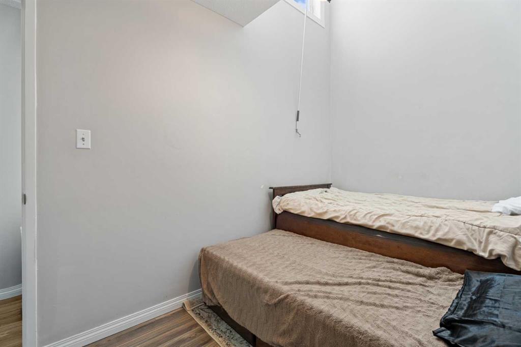 Picture for 137, 3809 45 Street SW https://www.cirrealty.ca/reb/creb/31/A2265631_11.jpg