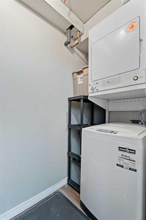 Picture for 137, 3809 45 Street SW https://www.cirrealty.ca/reb/creb/31/A2265631_15.jpg