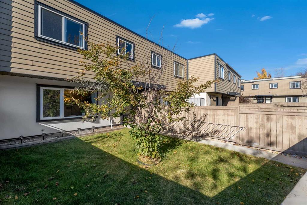 Picture for 137, 3809 45 Street SW https://www.cirrealty.ca/reb/creb/31/A2265631_17.jpg