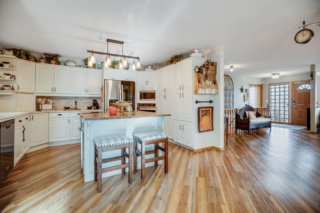 Picture for 607 9 Street SE https://www.cirrealty.ca/reb/creb/31/A2266531_17.jpg