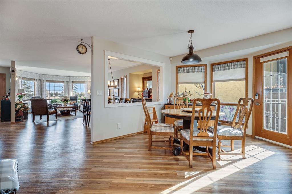 Picture for 607 9 Street SE https://www.cirrealty.ca/reb/creb/31/A2266531_18.jpg