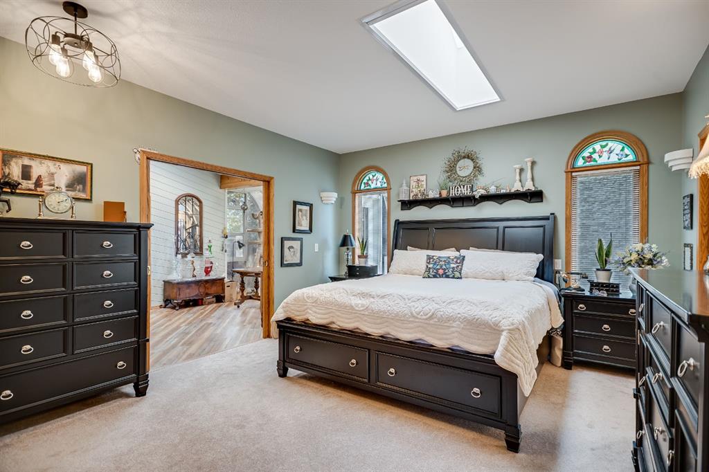 Picture for 607 9 Street SE https://www.cirrealty.ca/reb/creb/31/A2266531_26.jpg
