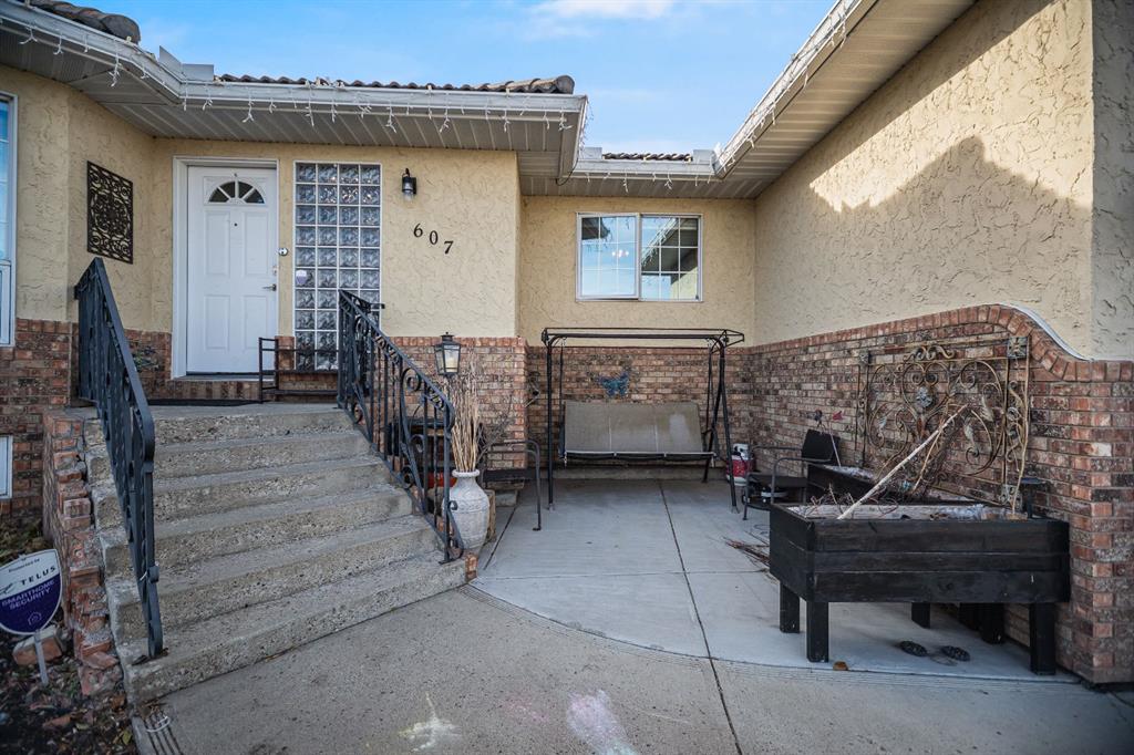 Picture for 607 9 Street SE https://www.cirrealty.ca/reb/creb/31/A2266531_44.jpg