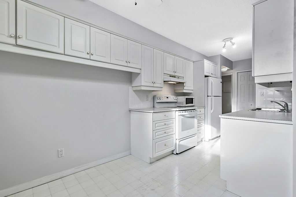 Picture for 5, 366 94 Avenue SE