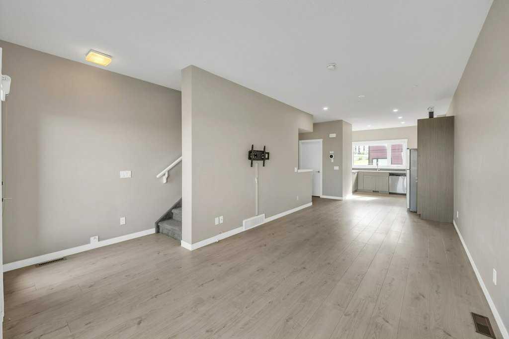 Picture for 903, 218 Sherwood Square NW