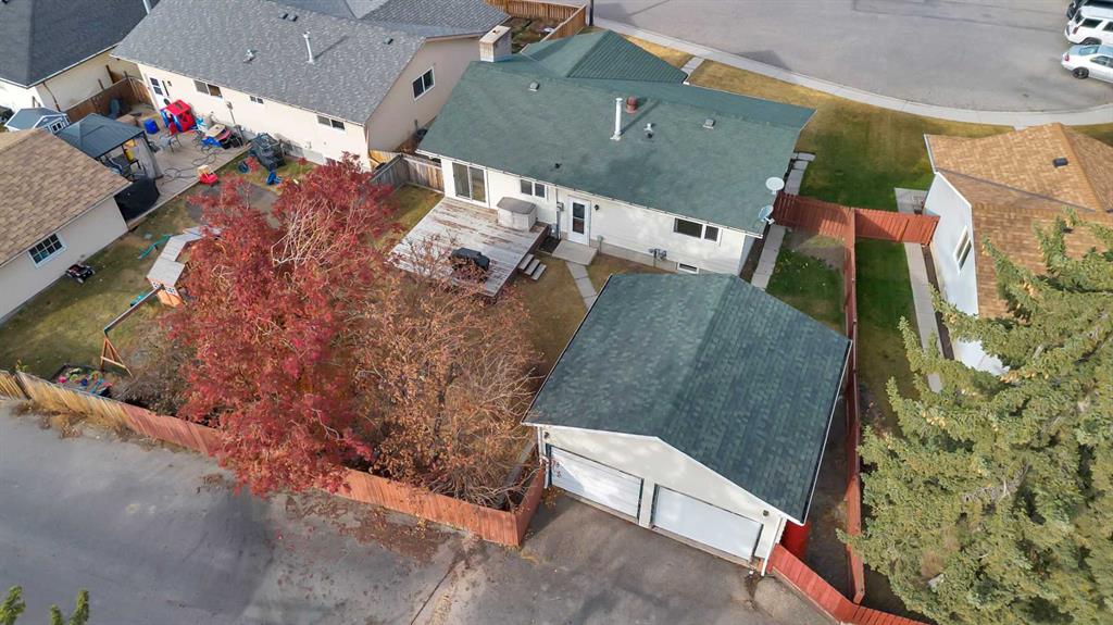 Picture for 111 Pinetree Bay NE