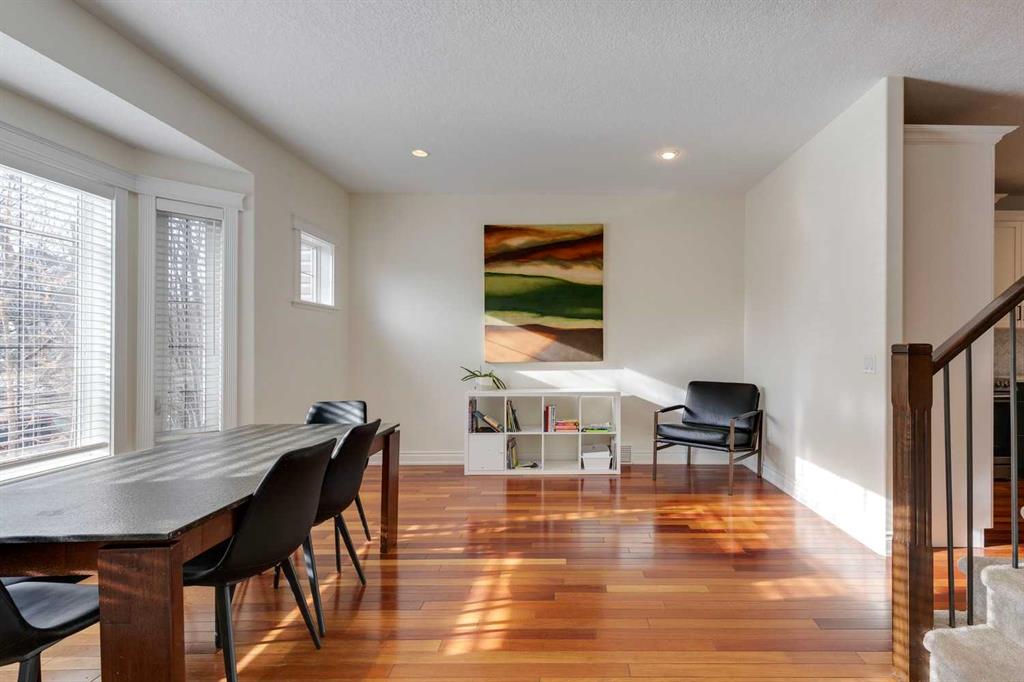 Picture for 722 53 Avenue SW