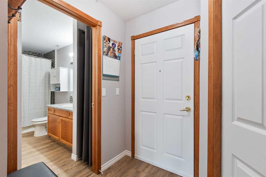 Picture for 202, 5026 49 Street 