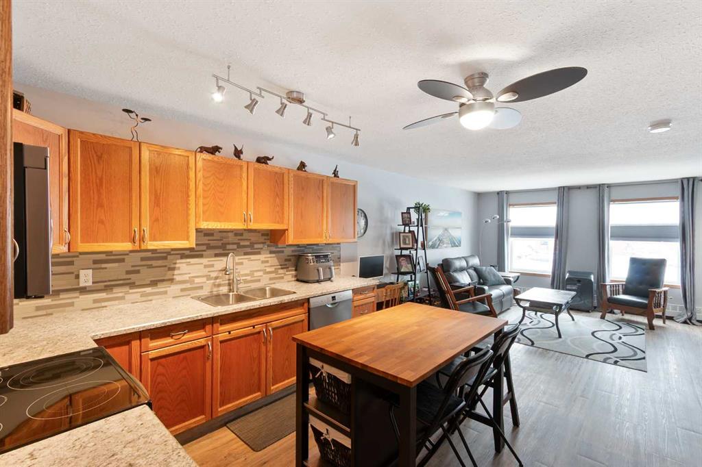 Picture for 202, 5026 49 Street 