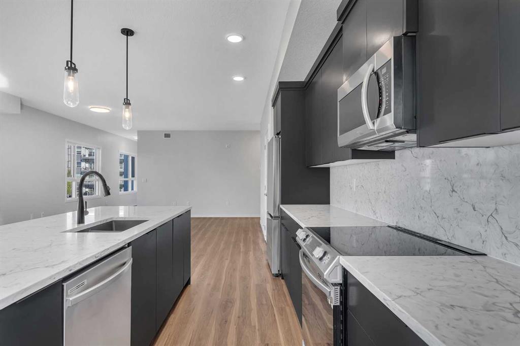 Picture for 201, 360 Harvest Hills Way NE