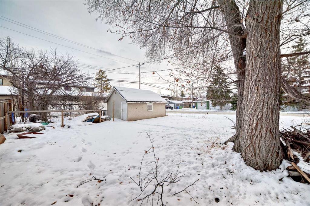 Picture for 2238 32 Street SW