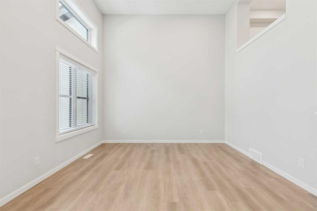 Picture for 402, 135 Mahogany Parade SE