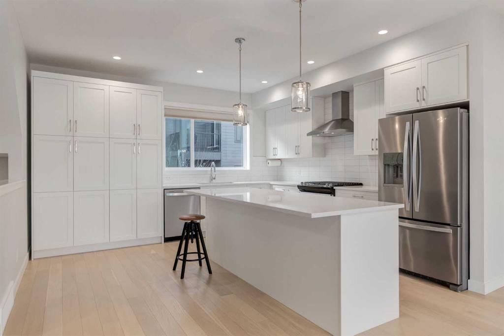 Picture for 819 Shawnee Terrace SW