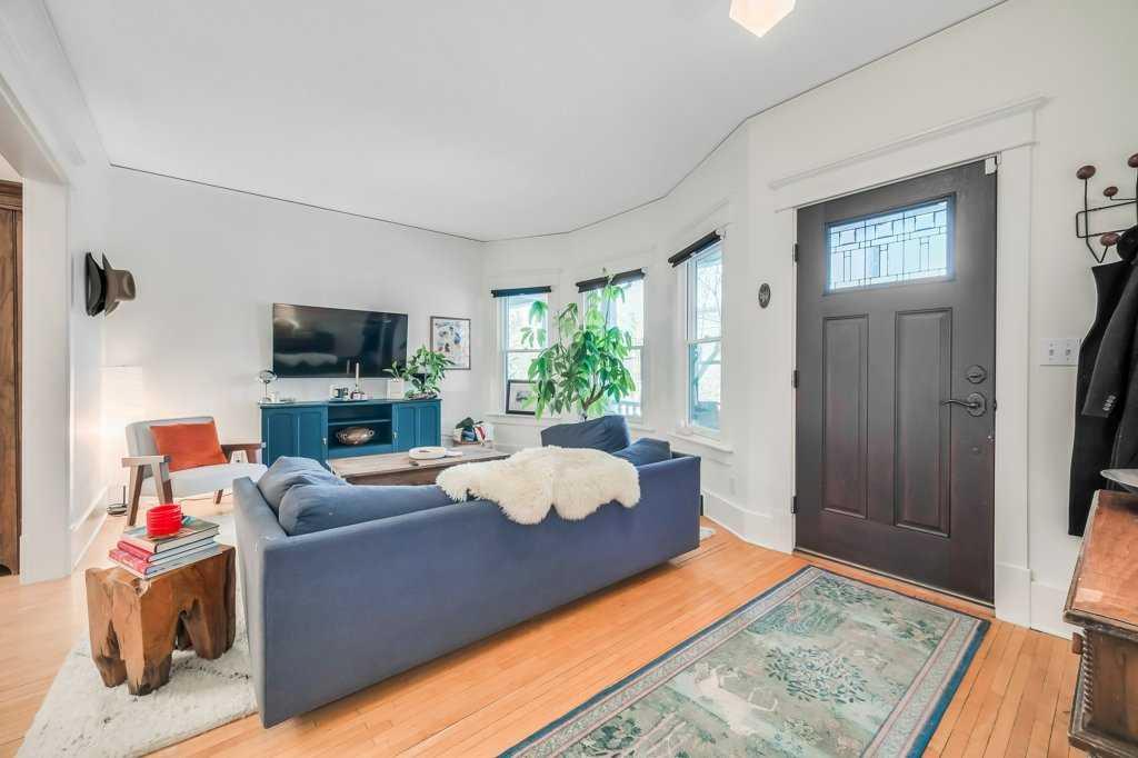 Picture for 2123 16 Street SW