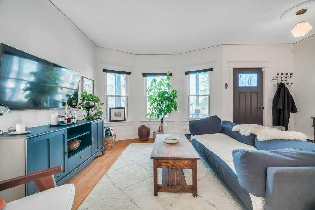 Picture for 2123 16 Street SW