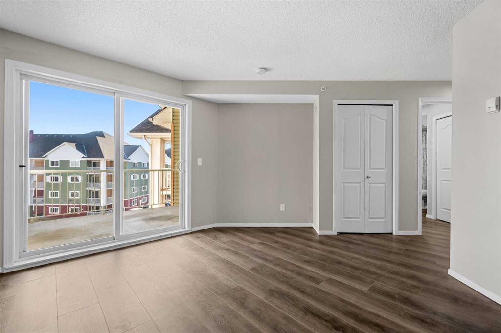 Picture for 1411, 10 Prestwick Bay SE