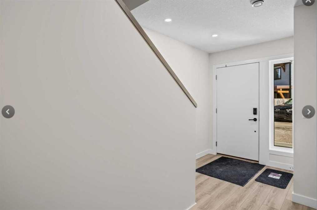 Picture for 114, 1330 1st Avenue 