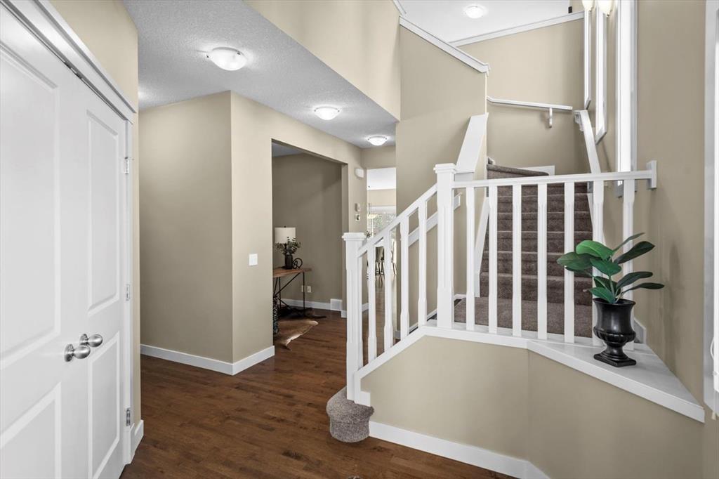 Picture for 133 Sage Valley Close NW