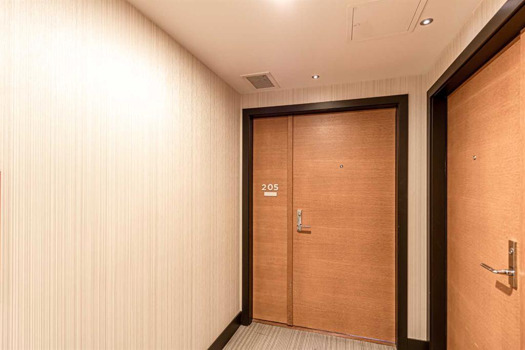 Picture for 205, 519 Riverfront Avenue SE