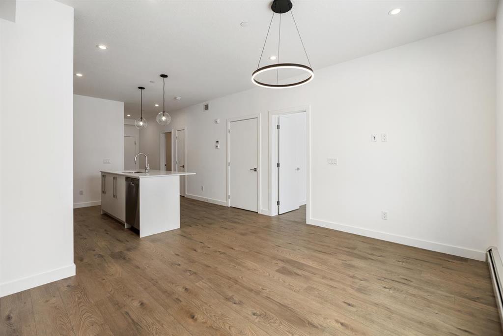 Picture for 2515, 60 Skyview Ranch Road NE